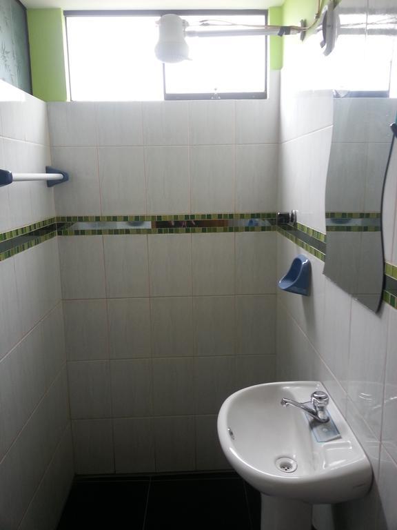 Hostal Arcangel Abancay Екстер'єр фото