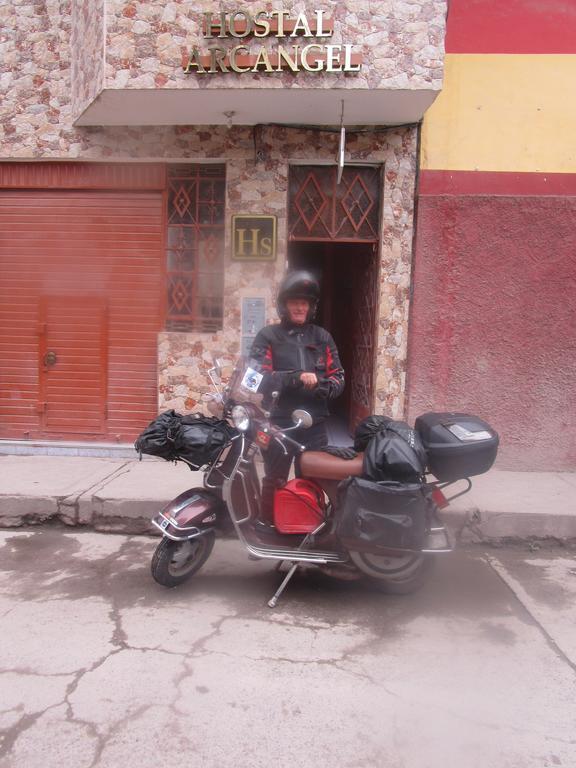Hostal Arcangel Abancay Екстер'єр фото